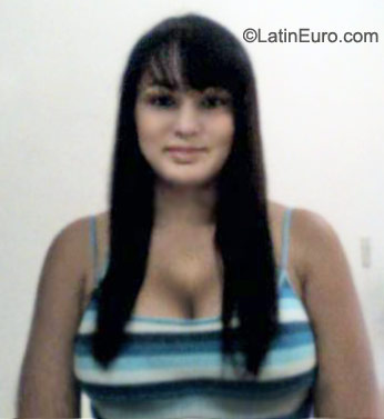 Date this fun Colombia girl Sonia from Medellin CO8381