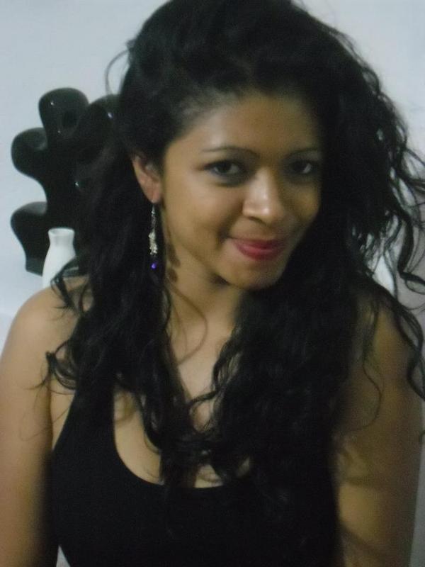 Date this charming Colombia girl Wixxiam from Medellin CO8450