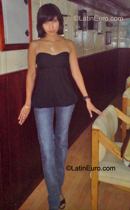 Date this voluptuous Mexico girl Thamara from Veracruz MX516