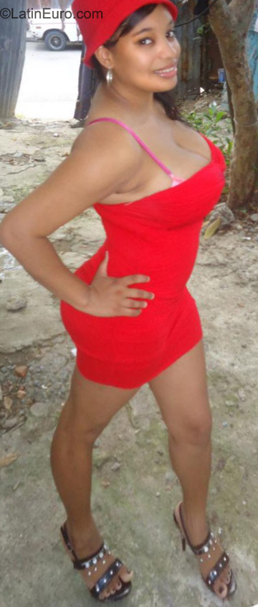 Date this tall Dominican Republic girl Catherin from Santiago DO9784
