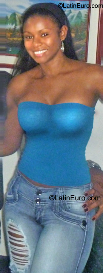 Date this beautiful Colombia girl Olga from Cali CO18564