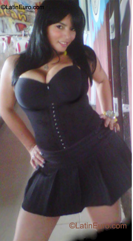 Date this pretty Dominican Republic girl Johanny from Santiago DO9793