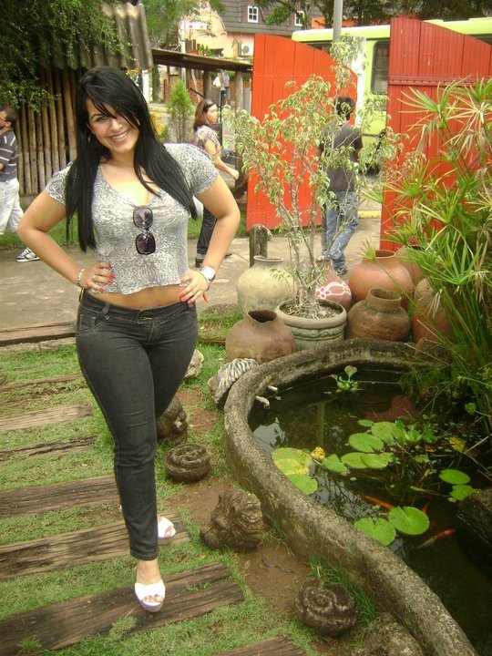 Date this funny Brazil girl Larissa from Rio De Janeiro BR6159