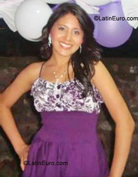 Date this tall Colombia girl Marcela from Neiva CO8722