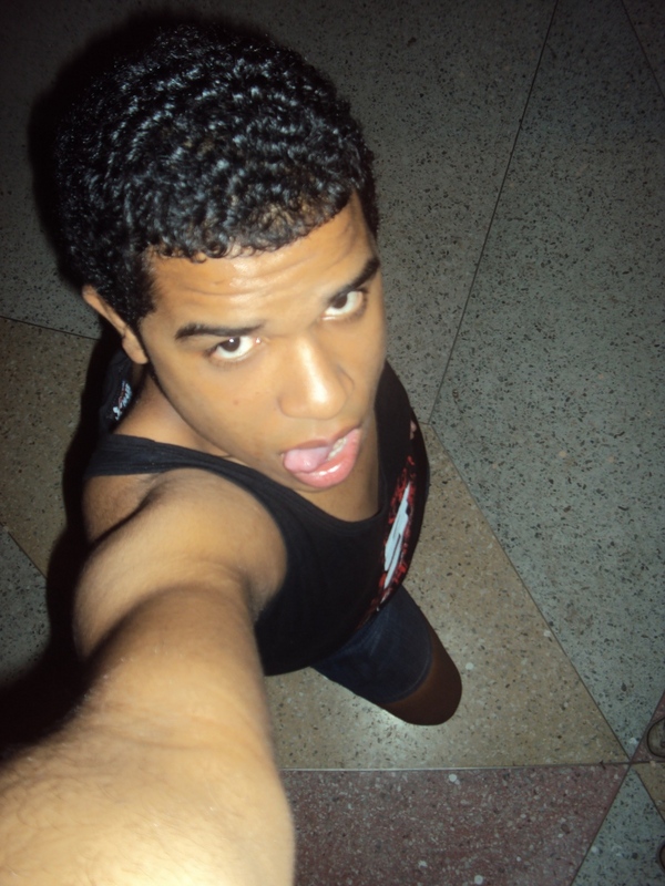 Date this hot Dominican Republic man Yeffry from San Juan DO9938