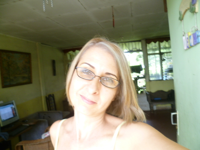 Date this hot Costa Rica girl Leda Patricia from San Jose CR147