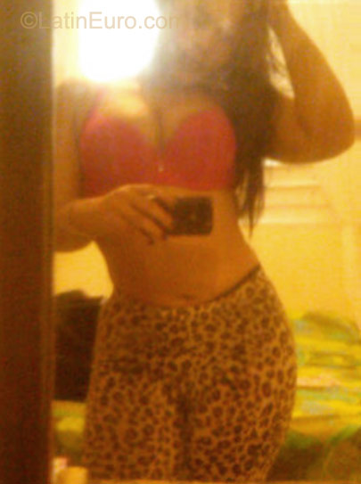 Date this foxy Dominican Republic girl Ines from Santiago DO9968