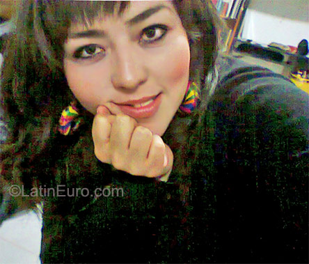 Date this funny Mexico girl Clara from Mexico City MX555
