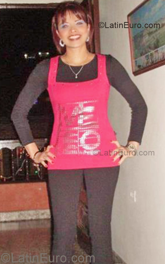 Date this hard body Colombia girl Lina from Medellin CO8833