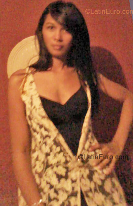 Date this good-looking Colombia girl Yeiklis from Valledupar CO8853
