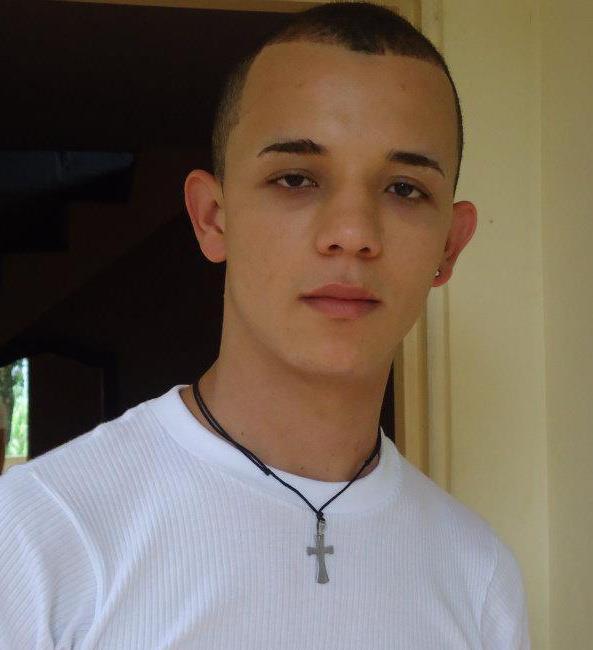 Date this good-looking Colombia man Andrexito from Medellin CO8863