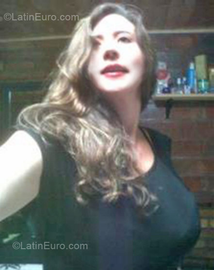 Date this georgeous Colombia girl Monica Marcela from Bogota CO8973