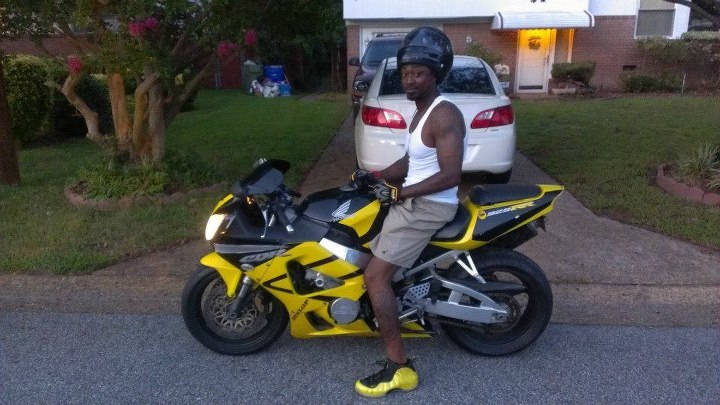 Date this sensual United States man Ali from Raleigh US12027