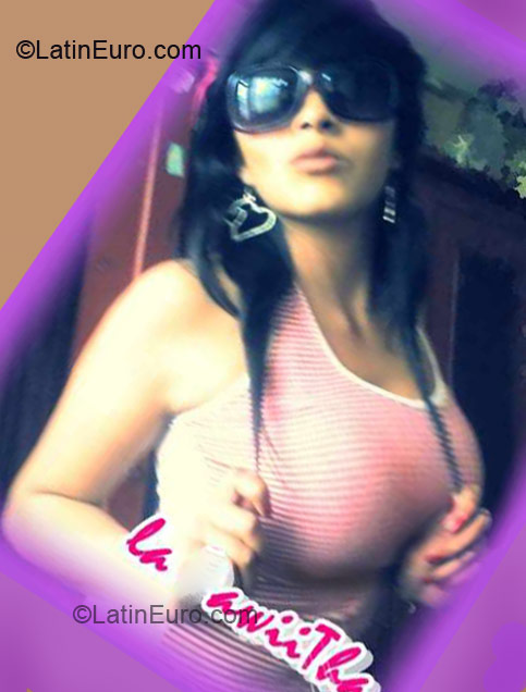Date this hot Colombia girl Angie from Bogota CO8979