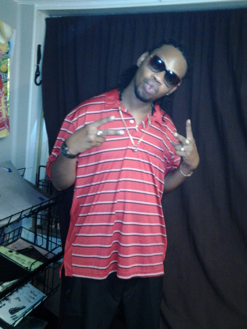 Date this exotic United States man Islandboi305 from Conway US12125