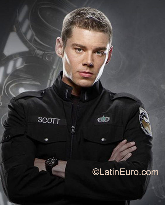 Date this happy United States man Scott300 from Alloway US12149