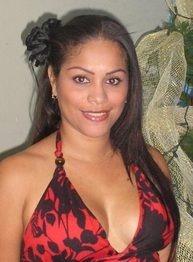 Date this athletic Colombia girl Kary from Santa Marta CO9181