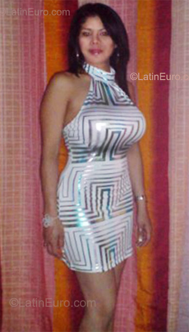 Date this passionate Mexico girl Ariadna from Guadalajara MX730