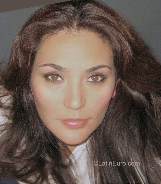 Date this hot Mexico girl Elva from Mexico City MX615