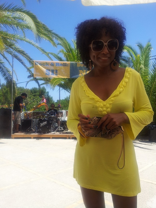 Date this young Colombia girl Dianinette from Cali CO12451