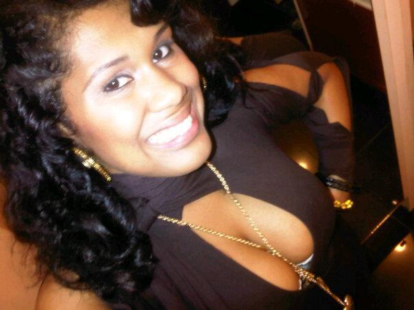 Date this delightful Dominican Republic girl Chrisbell from Santiago DO10402