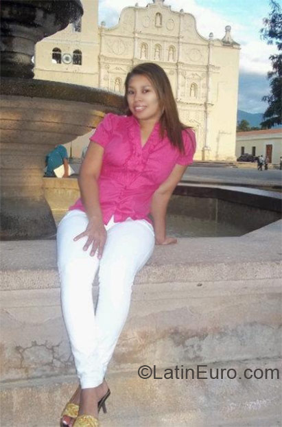 Date this tall Honduras girl Maria from Comayagua HN1765