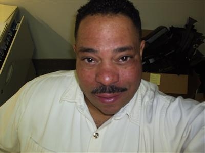 Date this athletic United States man Will-I-AM from Detroit US12333