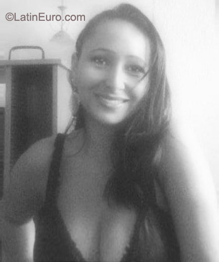 Date this charming Colombia girl Sandra Patricia from Medellin CO9467