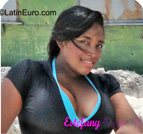 Date this beautiful Colombia girl Estefany from Cartagena CO9474