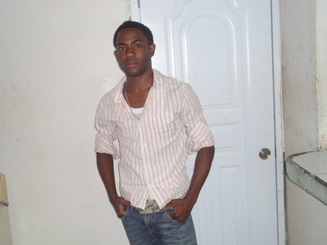 Date this sultry United States man Yosuach from Santiago US12435