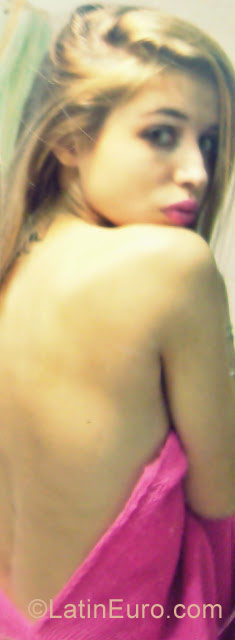 Date this sultry Dominican Republic girl Cristaline from Santiago DO10538