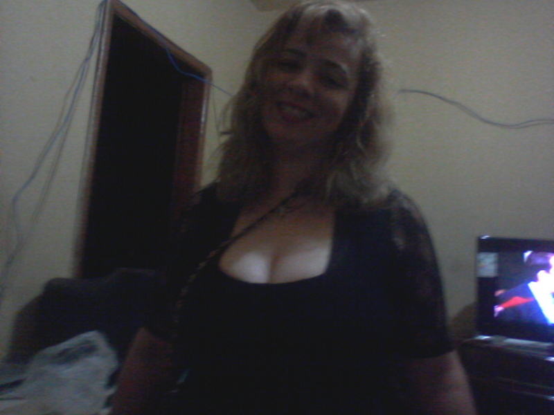 Date this young Brazil girl Juliana from Belo Horizonte BR6432