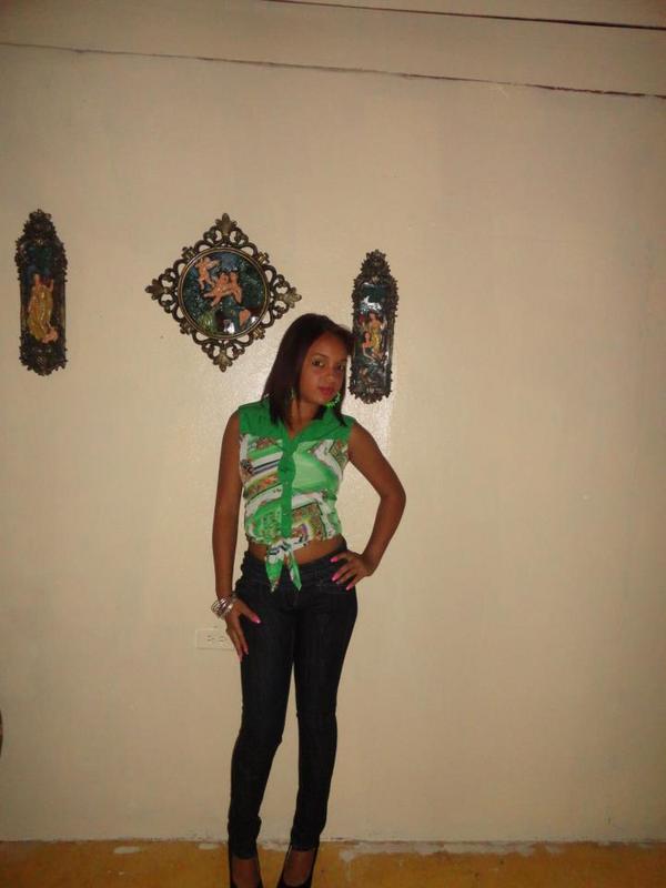 Date this hot Dominican Republic girl Dania from Santiago DO10558
