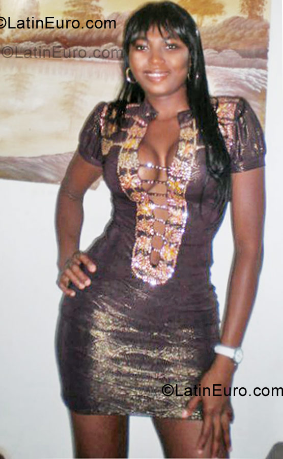 Date this nice looking Colombia girl Linda from Cali CO9600