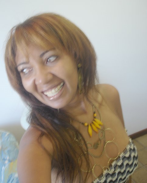 Date this happy Brazil girl Zil from Teresina BR6542
