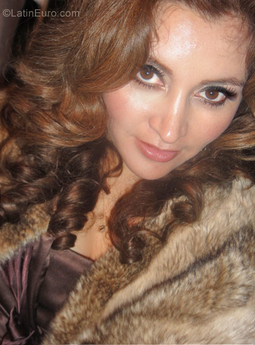 Date this tall Mexico girl Marianereida from Tijuana MX659