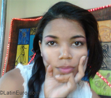 Date this sensual Dominican Republic girl Wendy from Puerto Plata DO10649