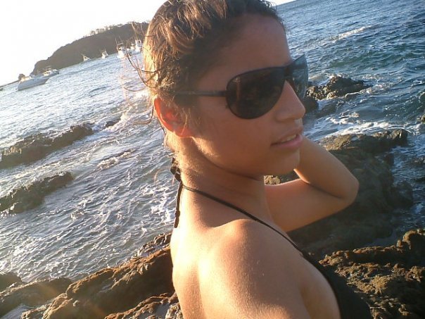 Date this sultry Costa Rica girl Adriana from Liberia CR206