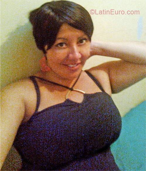 Date this stunning Costa Rica girl Jesi from Alajuela CR207