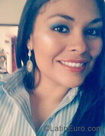 Date this charming Honduras girl Nan from Tegucigalpa HN637