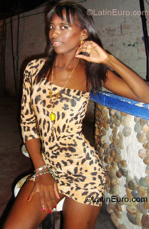 Date this tall Colombia girl Leidy from Cartagena CO9869