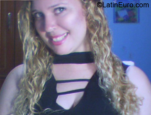 Date this fun Brazil girl Monica from Belem BR9417