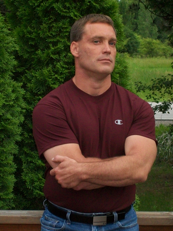 Date this good-looking United States man David from Bay City US12631