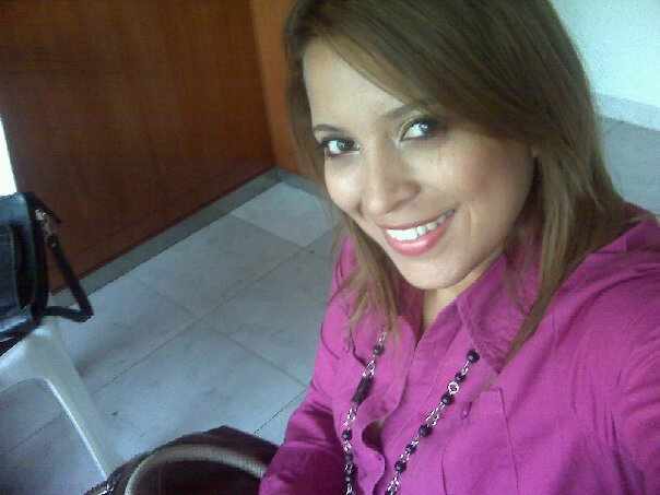 Date this charming Colombia girl Paito from Cali CO9857