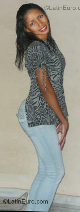 Date this stunning Brazil girl Brigida from Maraba BR8701
