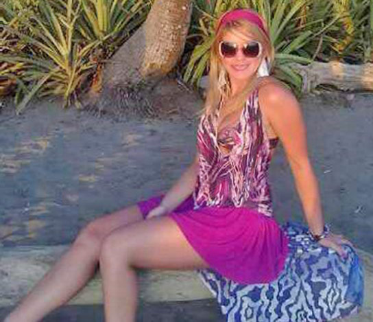Date this sensual Costa Rica girl Doll from San Jose CR223