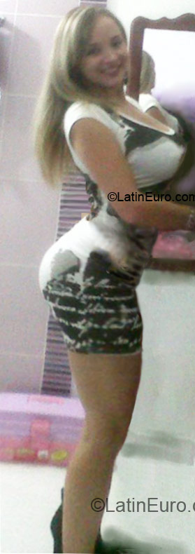 Date this cute Colombia girl Maria Del Carmen from Medellin CO10071
