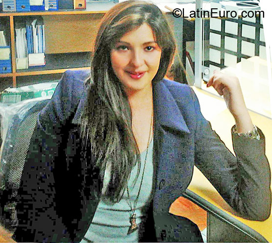 Date this stunning Colombia girl Samandi from Bogota CO10076