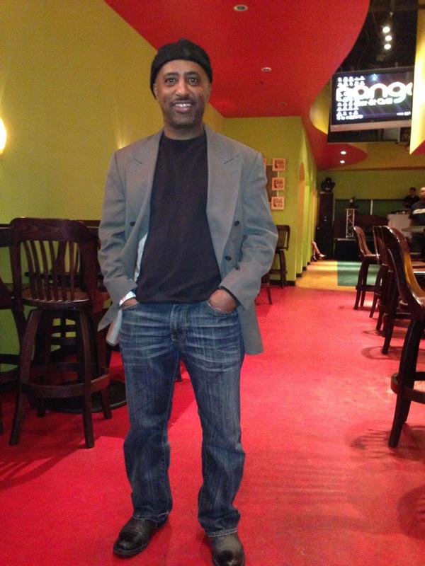 Date this tall United States man Tesfai from Minneapolis US12854
