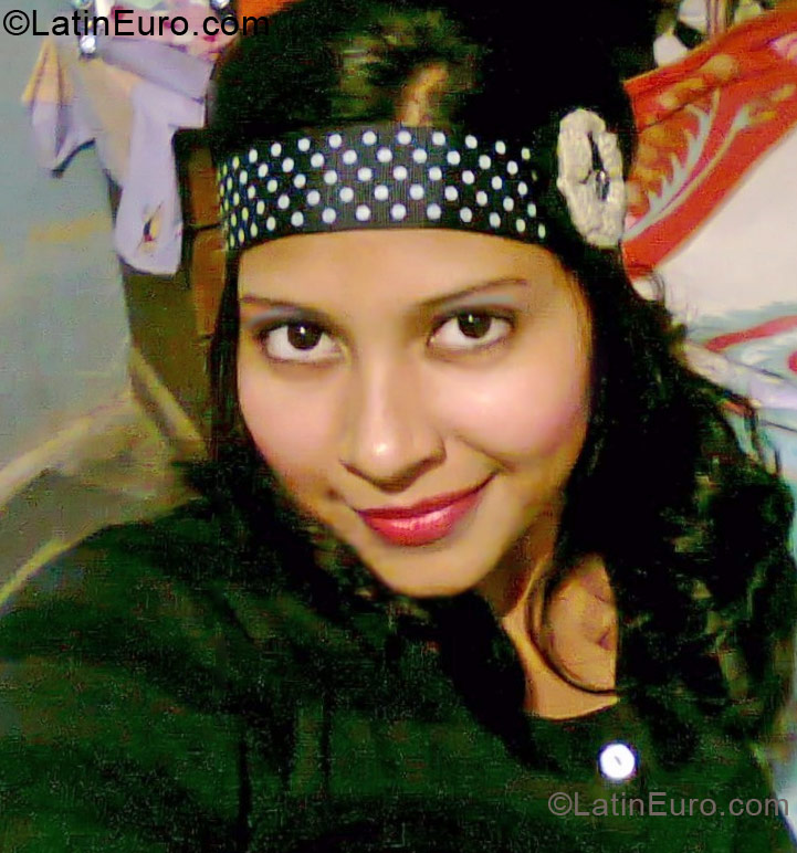 Date this stunning Honduras girl Sindy from Puerto Cortes HN676